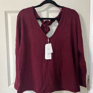 Q2 soft knit blouse burgundy size small